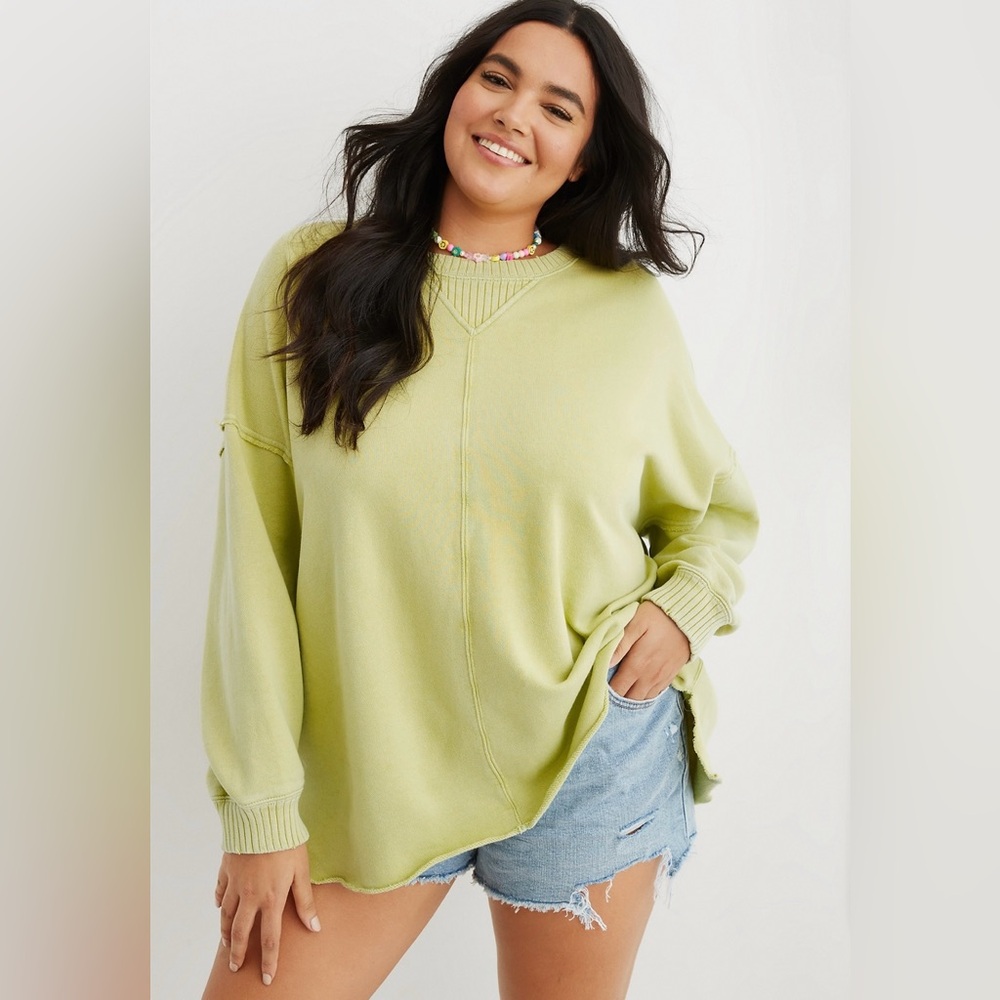 AERIE DOWN-TO-EARTH EVERYDAY SWEATSHIRT. Size S. Rarely worn Color:Tomboy Green
